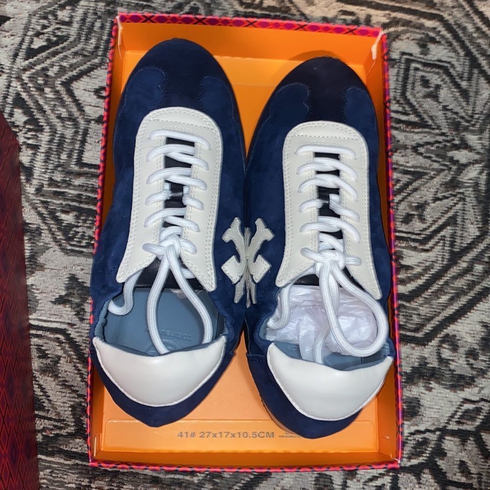LAST CHANCE TORY BURCH suede sneaker - Picture 3 of 13